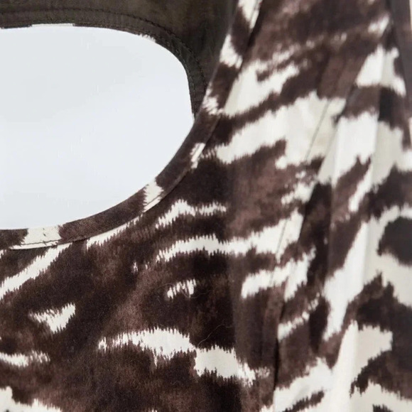 Michael Kors Brown and Cream zip  up dress. | 6 - Picture 5 of 10